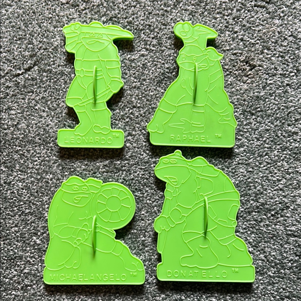Vintage 1990 Teenage Mutant Ninja Turtles Green Cookie Cutters Wilton Set of 4